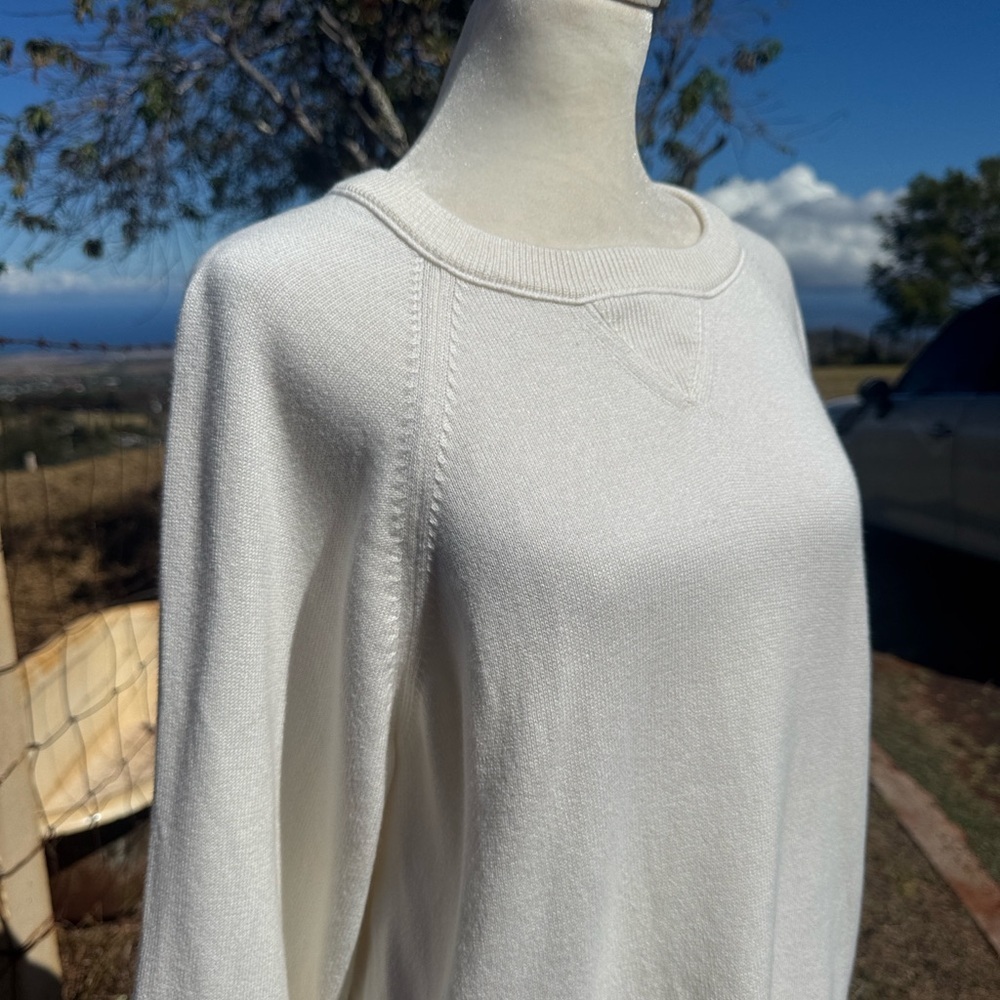 J Crew White Neutral Crew neck Cotton Cashmere Sweater Preppy Classic Medium - Picture 3 of 8
